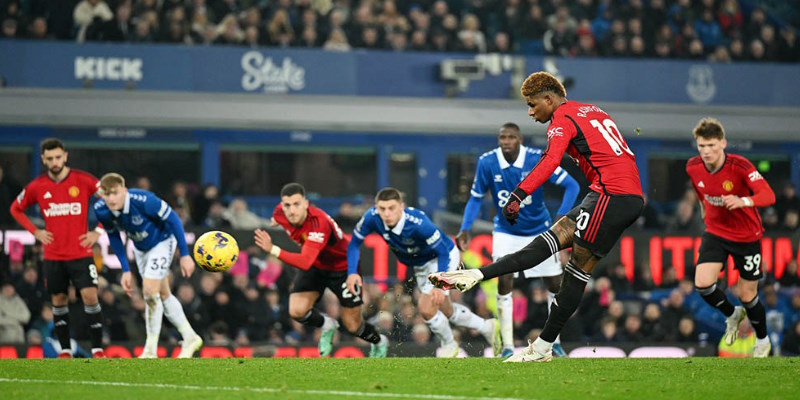 MU ngắt chuỗi thua khi hạ gục Everton với tỷ số 2 - 0